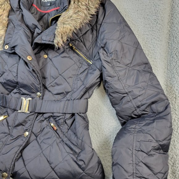 Express Coat Women's Size Medium Black Faux Fur Hood Down Filled Quilted - Picture 7 of 10